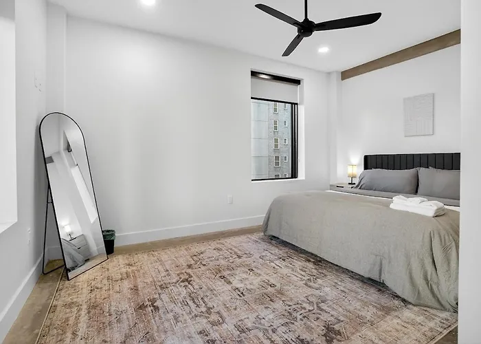 Chic Downtown | Beacon 2br * Tulsa
