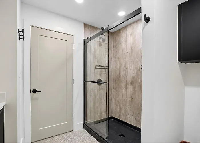 Chic Downtown | Beacon 2br * Tulsa