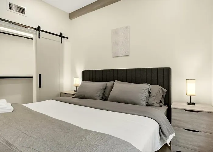 Chic Downtown | Beacon 2br * Tulsa
